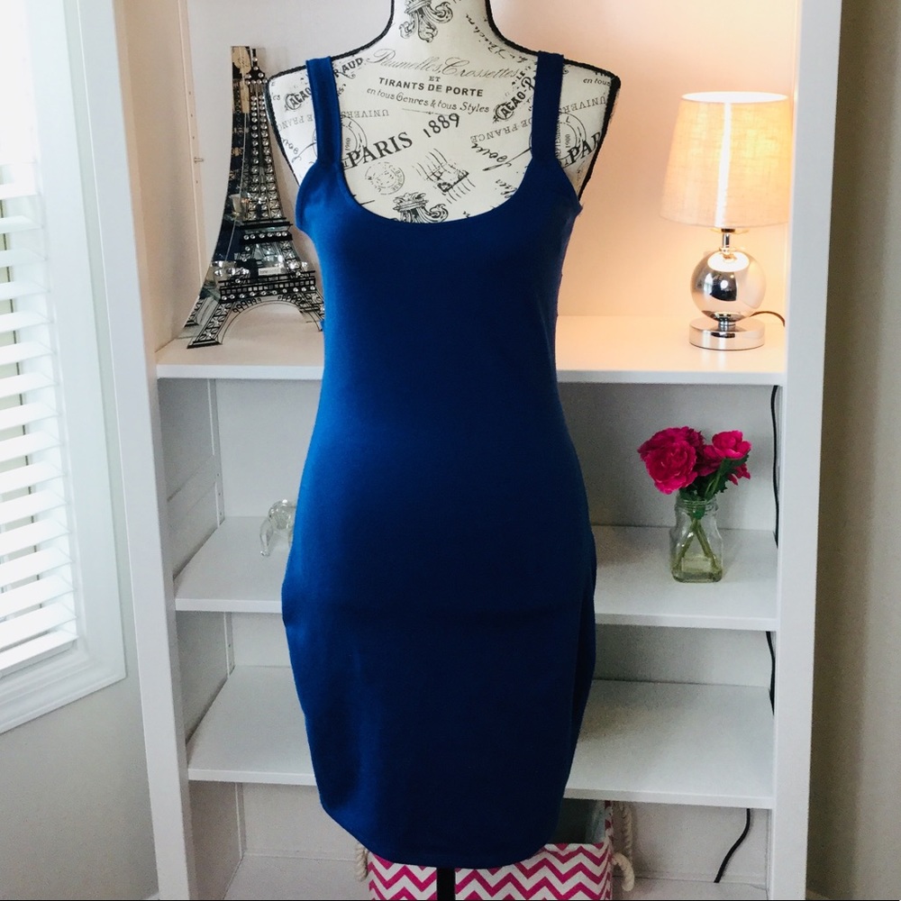 Nicki Minaj, Blue HOT Mini Dress - Picture 2 of 6
